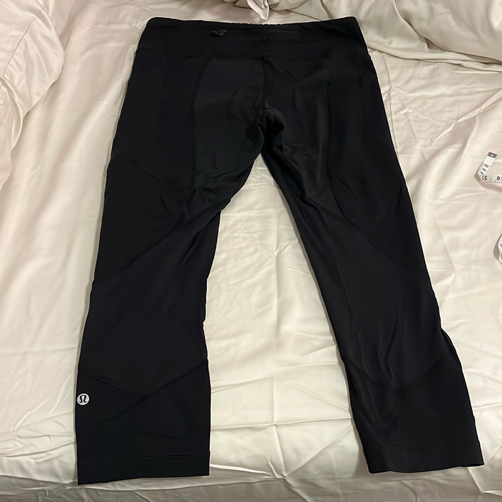 Black lululemon legginngs